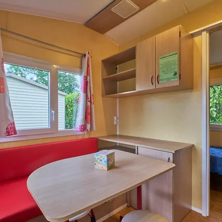 Campsite Mobil 5 Personnes 210 *